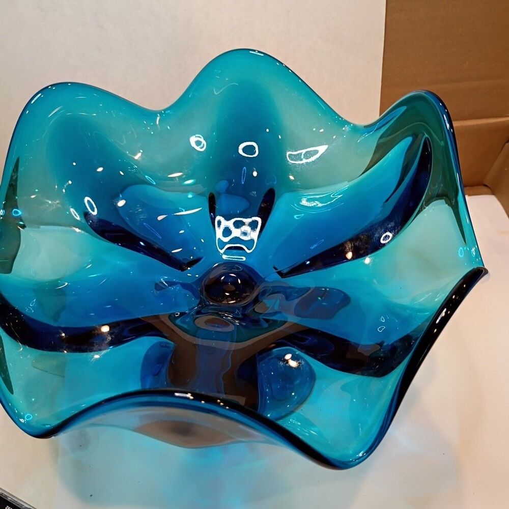 Vintage Viking Glass MCM Blue Scalloped Edge 7" Compote Dish Bowl-6 Petal Foot